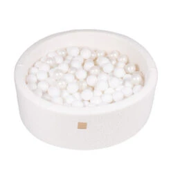 Piscine à Balles Blanche Bouclettes 90x30cm Avec 200 Balles 15 Piscine à Balles Blanche Bouclettes 90x30cm Avec 200 Balles -GribouilleTa Chambre Soldes Magasin file 2088