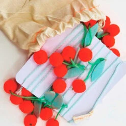 Jolie Guirlande De Cerises -GribouilleTa Chambre Soldes Magasin file 3048