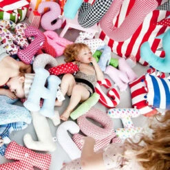 Lettre Géante En Fourrure Brune -GribouilleTa Chambre Soldes Magasin file 3332