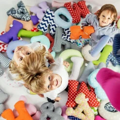 Lettre Géante En Fourrure Brune -GribouilleTa Chambre Soldes Magasin file 3333