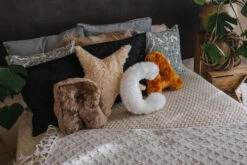 Lettre Géante En Fourrure Brune -GribouilleTa Chambre Soldes Magasin file 3336