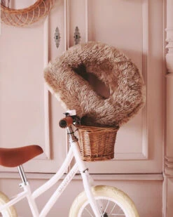 Lettre Géante En Fourrure Brune -GribouilleTa Chambre Soldes Magasin file 3339