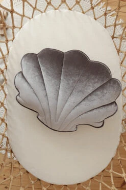 Coussin Décoratif En Velours Coquillage Gris Graphite Scintillant -GribouilleTa Chambre Soldes Magasin file 3402