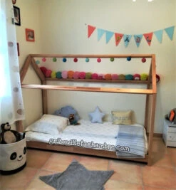 Lit Cabane En Hêtre Avec Ou Sans Barrières -GribouilleTa Chambre Soldes Magasin file 360