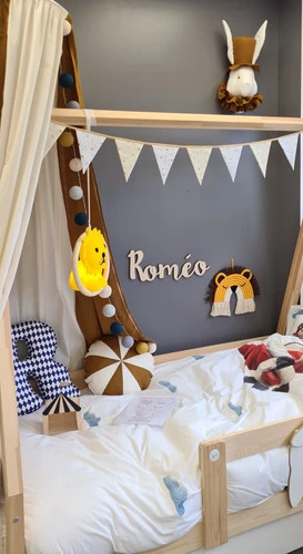 Trophée Mural Benny Le Lapin Bélier Chapeauté Moutarde 5 Trophée Mural Benny Le Lapin Bélier Chapeauté Moutarde – Image 3