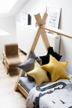 Lit Tipi De La Tribu Apache Avec Sommier En Bois Naturel -GribouilleTa Chambre Soldes Magasin file 916